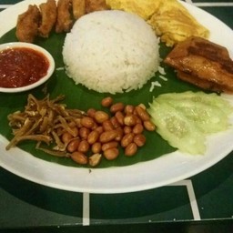 First Nasi Lemak In Bkk :)