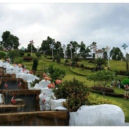 สวรรค์ชั้นเจ็ด ร้านอาหารจะอยู่ด้านบน