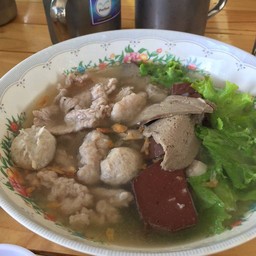 เกาเหลารวม หมูเด้งอร่อยมากค่ะ
