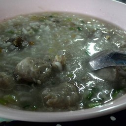 ก๋วยจั๊บ ข้าวต้ม