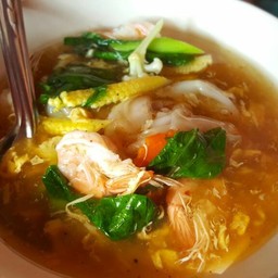 ราดหน้านายอี๊ด อาหารตามสั่ง