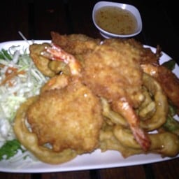 กุ้งชุบแป้งทอด