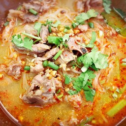 ก๋วยเตี๋ยสเนื้อต้มยำ แซ่บมาก