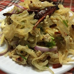 แม่ทิพย์ ยำแหนม สูตรโบราณ