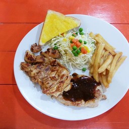 เต็มจานเลยค่ะ