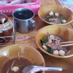 3 ชาม