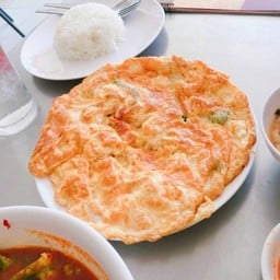 ไข่เจียวหมูเด้ง