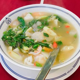 ต้มยำโป๊ะแตก