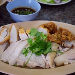 ไก่นุ่มชุ่มฉ่ำ