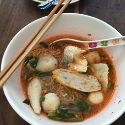 ก๋วยเตี๋ยวปลาต้มยำ