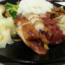 Mai's Taoyuan Airport