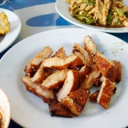 คอหมูย่าง