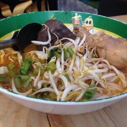 สมปองขนมจีน