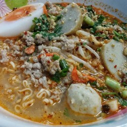 มาม่าต้มยำไข่