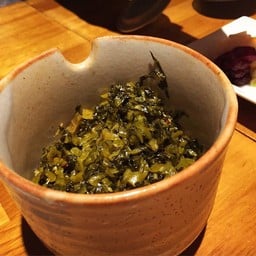 ผักดองแสนอร่อย คล้ายๆที่ทานคู่กับข้าวขาหมู