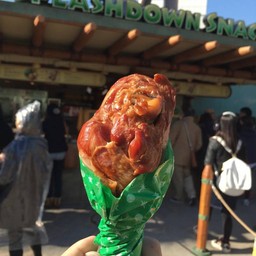 Splashdown Snacks