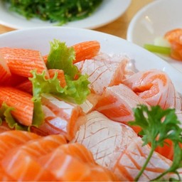 Yoshi Japanese Restaurant พระประแดง
