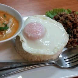 เล่นเกมหิวๆ ก็มีข้าวให้กินเป็นเซ็ตเลย ทั้งอิ่มทั้งอร่อย 