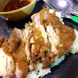 ป้าจงกล ข้าวเหนียวไก่ทอด  ถนนราชพฤกษ์