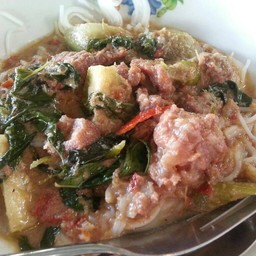 ก๋วยเตี๋ยวเนื้อป้าเพ็ญ