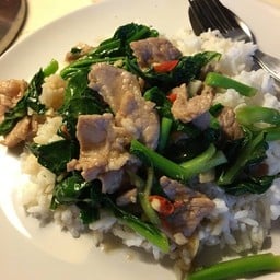 คะน้าหมูน้ำมันหอย