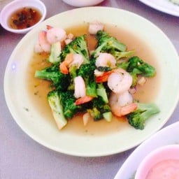 กาแฟบ่าวน้อย