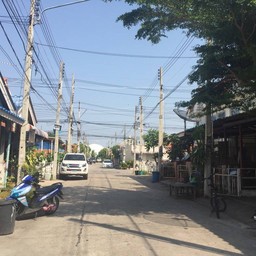 ปลื้ม