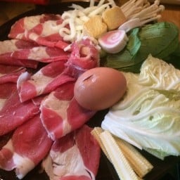 ชุดชาบูเนื้อ