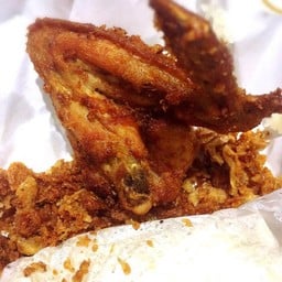 เหนียวไก่ทอดปากซอย10