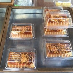 ขนมหวานหน้าวัดชลอ
