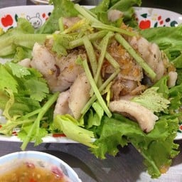 แชมป์ต้มเลือดหมู ข้าวมันไก่ไหหลำ ตลาดแกรนด์