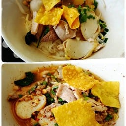 ก๋วยเตี๋ยวต้มยำนายเอก