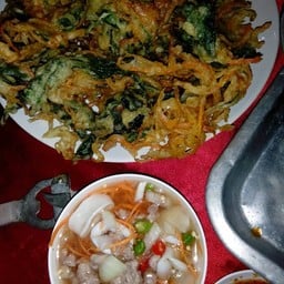 ซุ้มปลาเผา กุ้งสด