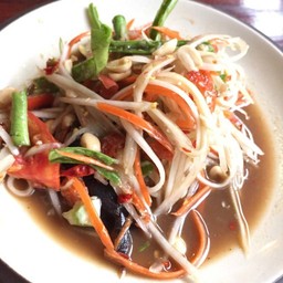 ตำไทยปูปลาร้า 40.-