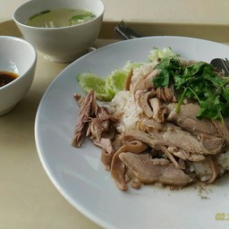 ข้าวมันไก่ โกเฮง  ใกล้โรงพยาบาลกรุงเทพ