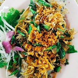 ปลากะพงทอดสมุนไพร