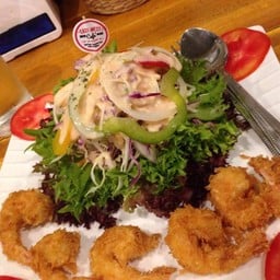 อีสท์-เวสท์ สเต็ก นครสวรรค์