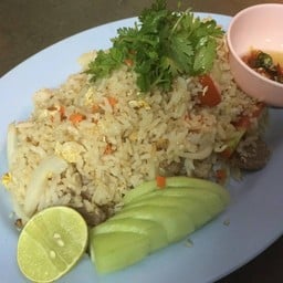ข้าวผัดจานใหญ่มากกกก