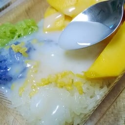 ข้าวเหนียวมะม่วงน้องอาร์ต สาขา 2