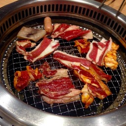 すたみな太郎 ( Sutamina Tarou  )