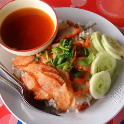 ข้าวหมูแดง ข้าวมันไก่ ก๋วยจั๊บ