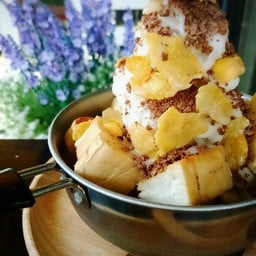 Loft Toast by..เด็กนอก