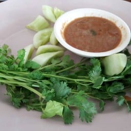 ข้าวเปล่าน้ำพริกฟรี ก็อิ่มแล้ว หร่อยนะ