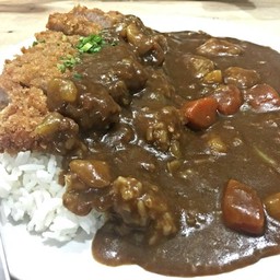 แกงกะหรี่หมูทอด