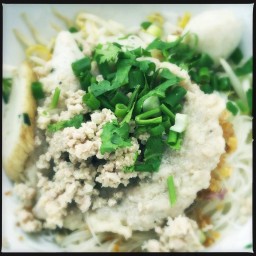 เจ๊กิม ก๋วยเตี๋ยวต้มยำ เย็นตาโฟ