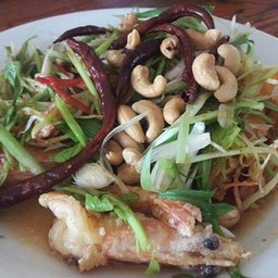 กุ้งราดซอสมะขาม