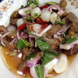 คอหมูย่างกระเทียมโทน