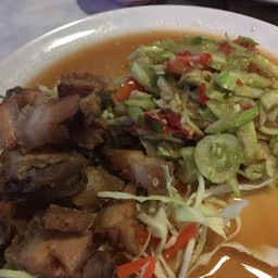 ตำแตง หมูกรอบ