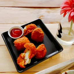 65฿ ไหนแซลมอน ชอบชีส ไม่ชอบแป้ง