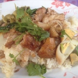 ป้าแข-ข้าวขาหมู